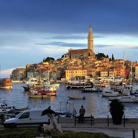 With A Parking Space - 19499 Pensionat Rovinj